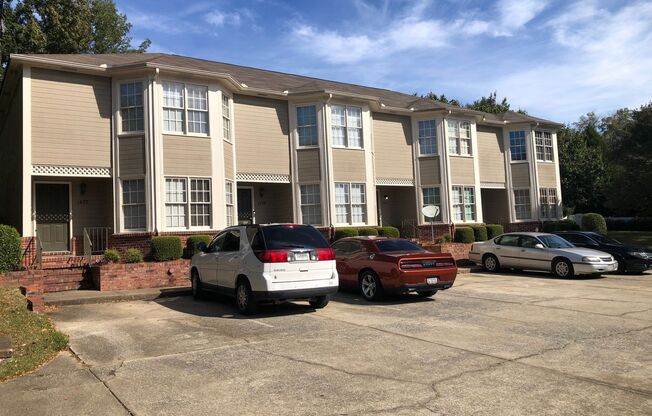 1437 14th Street - 2 Bedroom Condo Convenient to Lakebottom Park