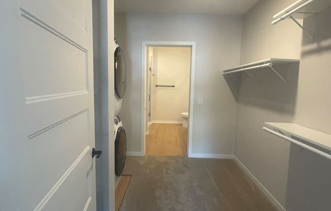 1 bed, 1 bath, 977 sqft, $2,895, Unit 307