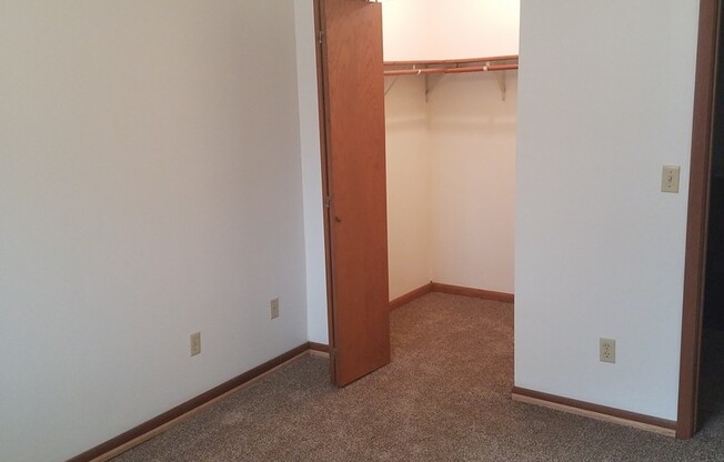 1 bed, 1 bath, 580 sqft, $725