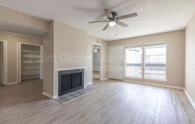 2240 RIDGMAR PLZ