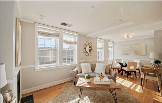 Georgeous 1br/1ba Pet Friendly Corner Unit in Dupont Circle!