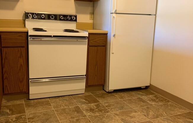 1 bed, 1 bath, 612 sqft, $940, Unit 245