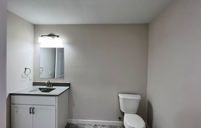 1 bed, 1 bath, 798 sqft, $1,300, Unit Apt 401