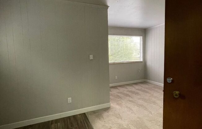 1 bed, 1 bath, $1,250, Unit Unit B