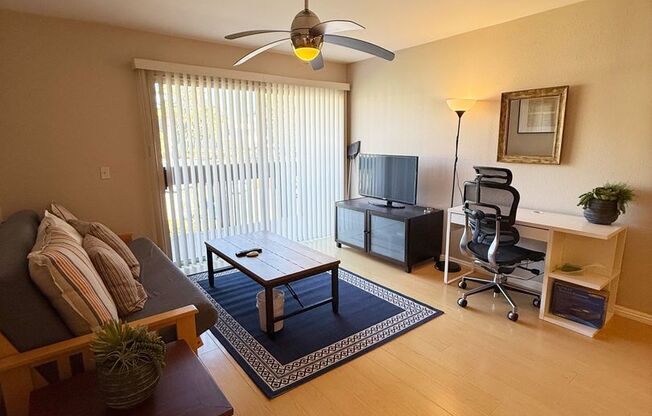 Beautiful 2 Bed/2 Bath Condo for Rent in Mission Verde!