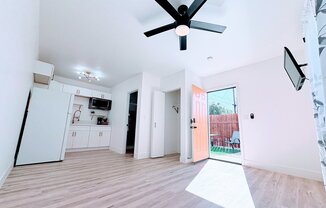 908 CANOSA AVE