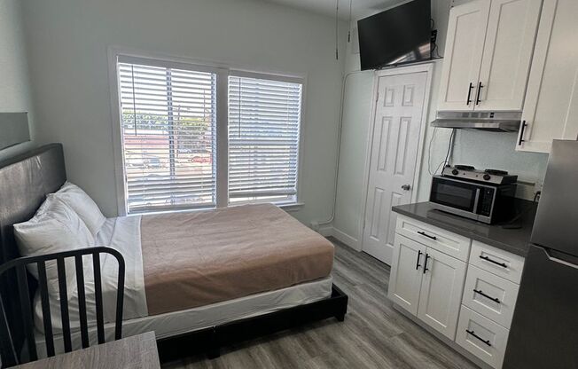 Studio, 1 bath, 175 sqft, $1,145.83, Unit 37