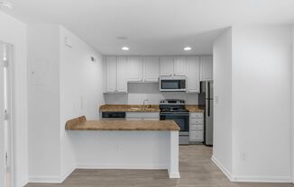 1 bed, 1 bath, 494 sqft, $955, Unit 9