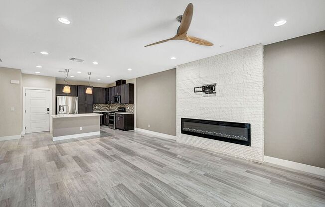 Stunning three bedroom in guard gated Tuscany! Tons of upgrades!