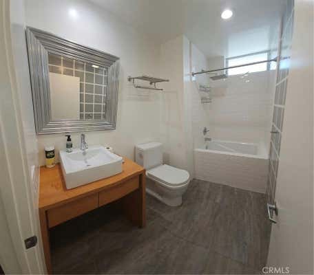 1 bed, 1 bath, 810 sqft, $2,700, Unit 15