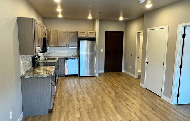 1 bed, 1 bath, 624 sqft, $900, Unit 205