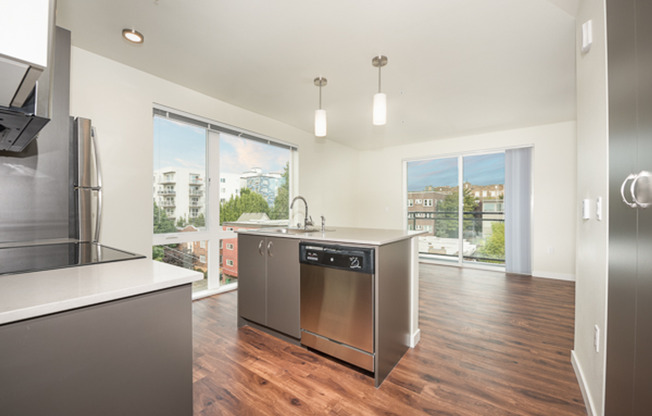 Studio, 1 bath, 466 sqft, $1,850, Unit 301