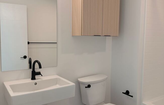 2 beds, 2 baths, 816 sqft, $4,349, Unit 505