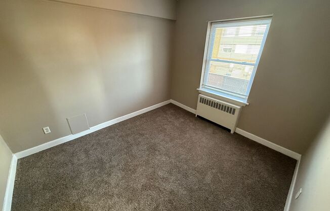 1 bed, 1 bath, 525 sqft, $950, Unit #417