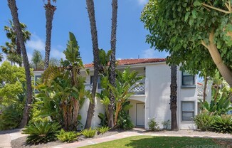 9444 TWIN TRL DR