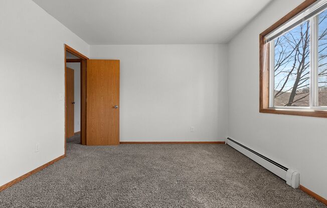 2 beds, 1 bath, 800 sqft, $1,049.99, Unit 1145-05