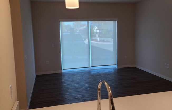 2 beds, 2 baths, 1,130 sqft, $1,825, Unit 206