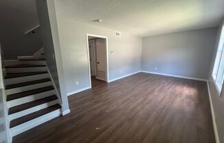 3 beds, 1.5 baths, $1,000, Unit A