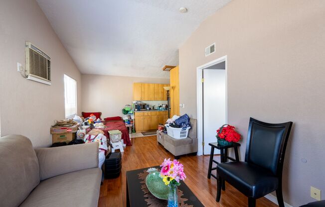 1 bed, 1 bath, $1,595, Unit 2