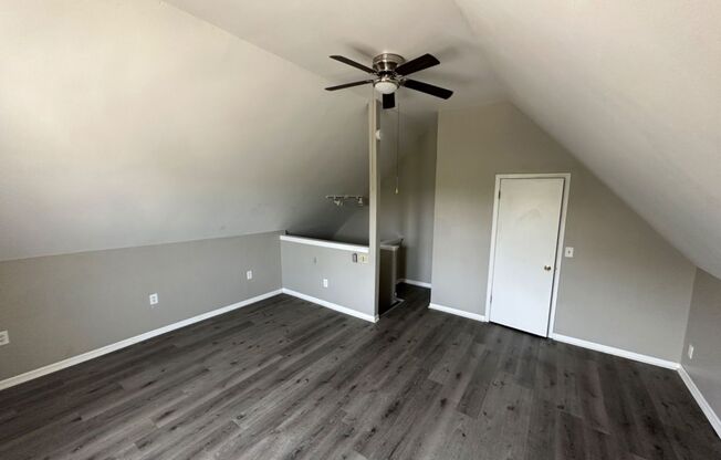 2 beds, 1 bath, $1,395