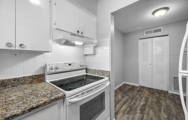1 bed, 1 bath, 600 sqft, $1,195, Unit 207
