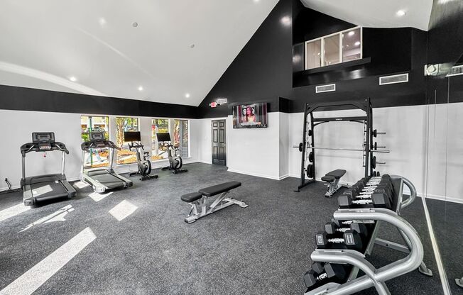 Studio, 1 bath, 500 sqft, $1,880, Unit BLDG 1036 - APT 103