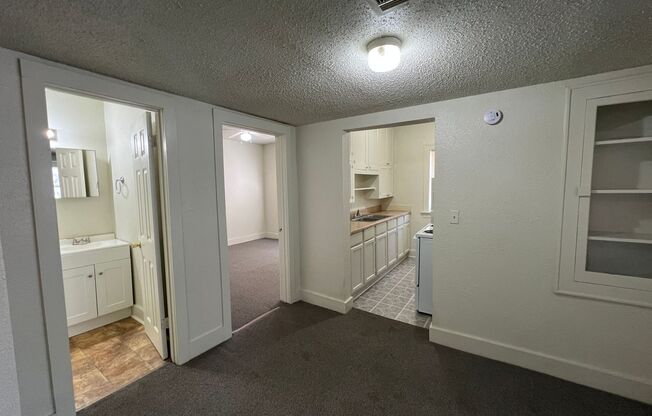 1 Bed in Paseo District. $100 Move In  Discount