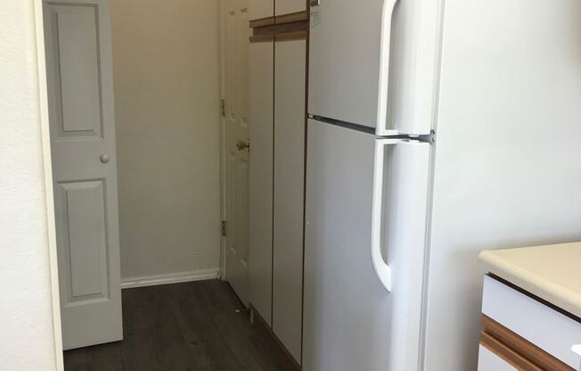 2 Bedroom 2 Bath Centrally Located Condo