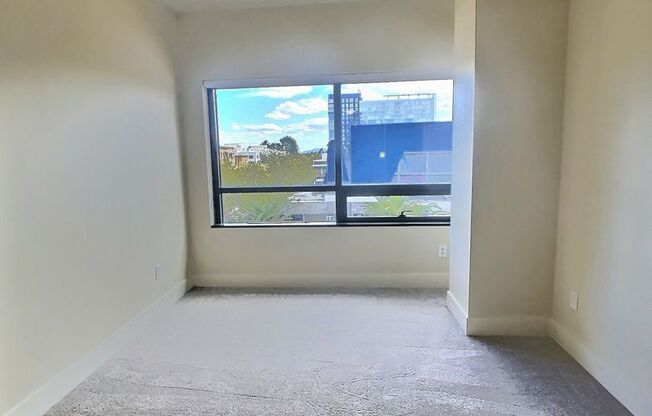 Fantastic 2 Bedroom/2 Bathroom Condo For Rent at The 88