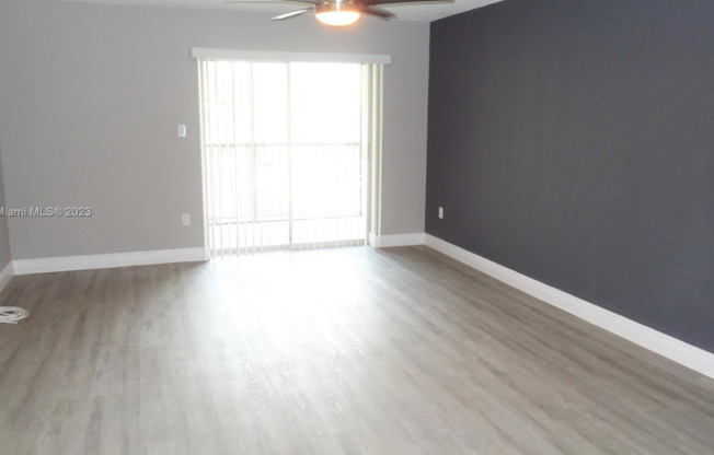 Beautifully Renovated 1-Bedroom, 1-Bathroom Condo in the Gated Community of Royal Poinciana!