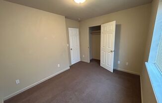 3 beds, 1.5 baths, $1,800, Unit 11