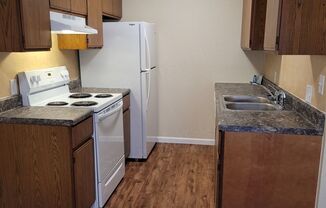 2 beds, 1 bath, 720 sqft, $635, Unit A6