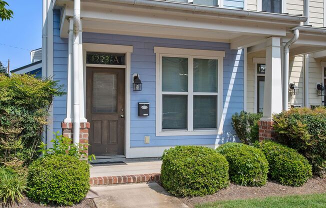 Perry Street***