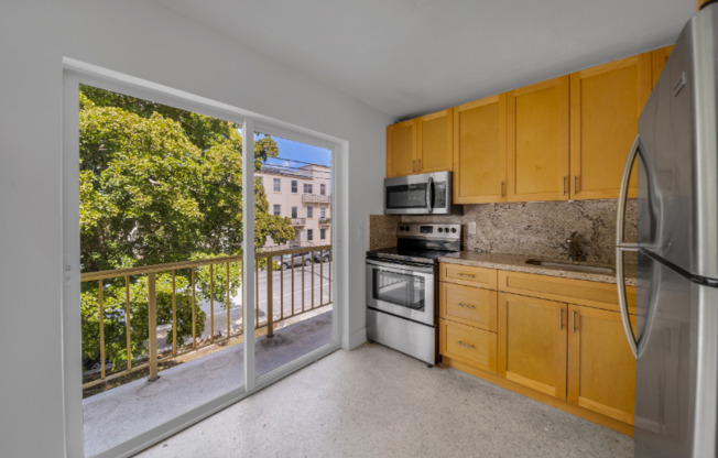528 SW 6 ST