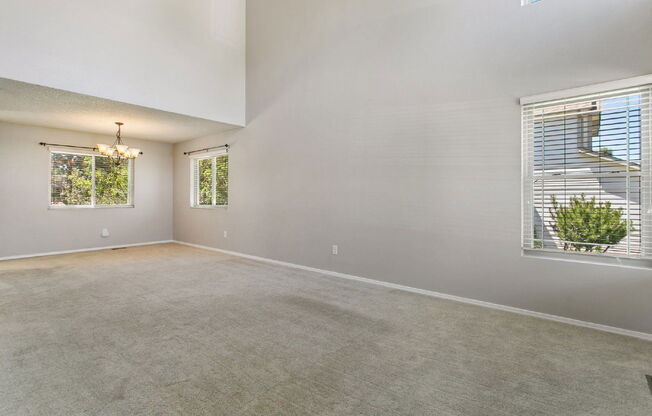 8875 ARAGON DR