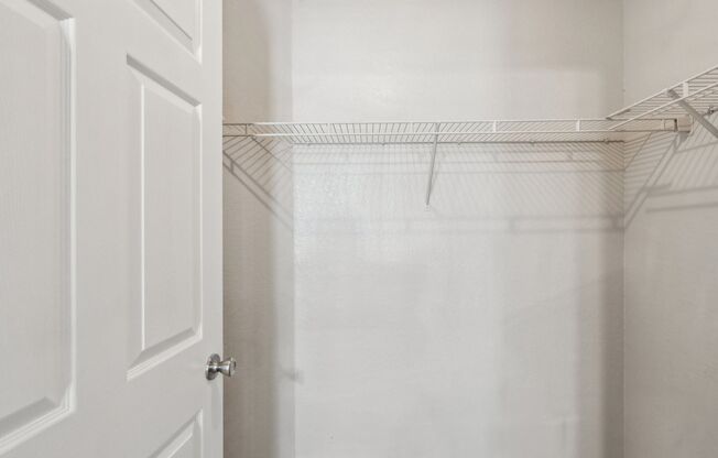 1 bed, 1 bath, 698 sqft, $1,285