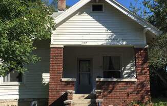 4 beds, 2 baths, $2,950