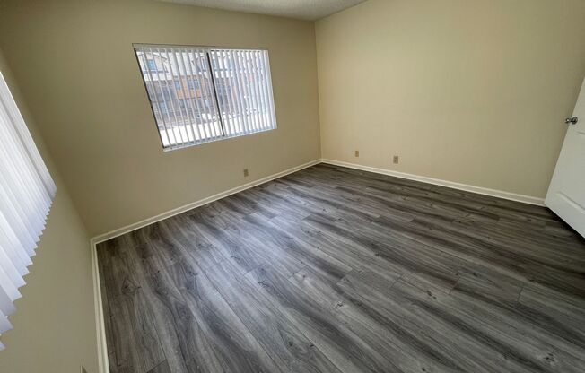 2 beds, 1 bath, 888 sqft, $2,250, Unit 223