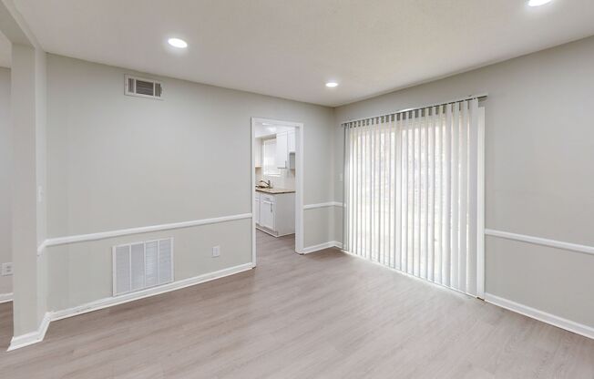 3 beds, 2.5 baths, 1,510 sqft, $1,519, Unit 31-D