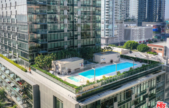 1 bed, 1.5 baths, 1,120 sqft, $4,000, Unit 1103