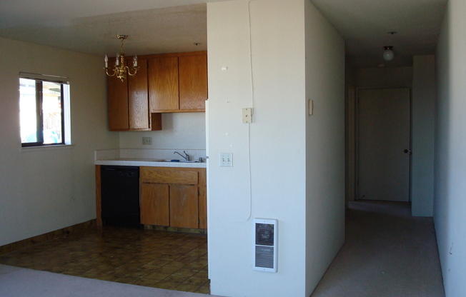 1 bed, 1 bath, 600 sqft, $2,400, Unit 2