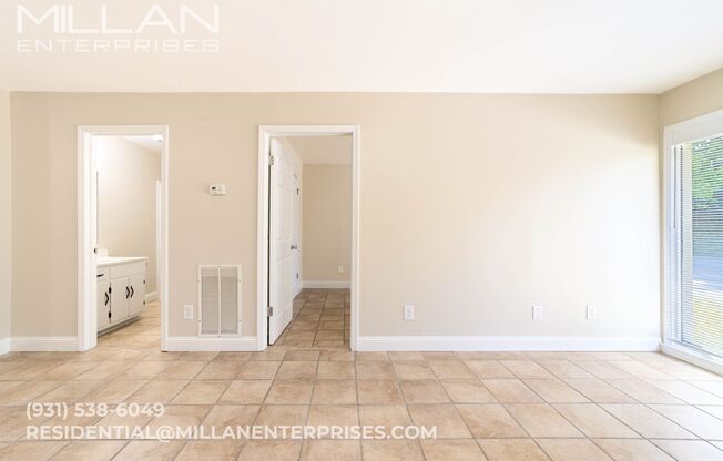 211 Oak St. Apartments