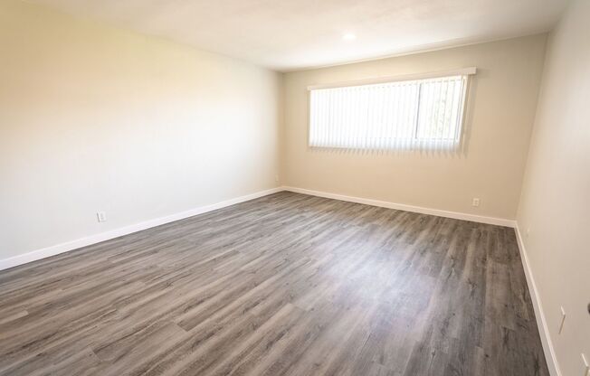 3 beds, 2 baths, 1,195 sqft, $3,198, Unit 214