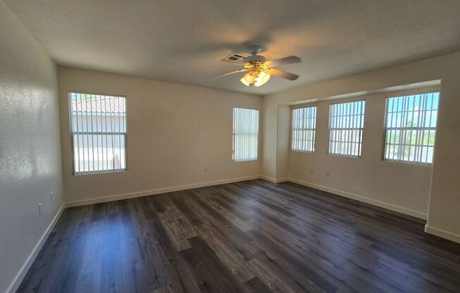 3 beds, 3 baths, $2,395