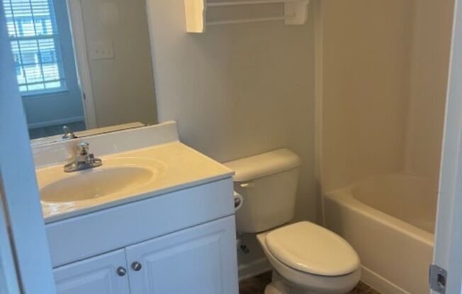 2 beds, 2 baths, $1,350