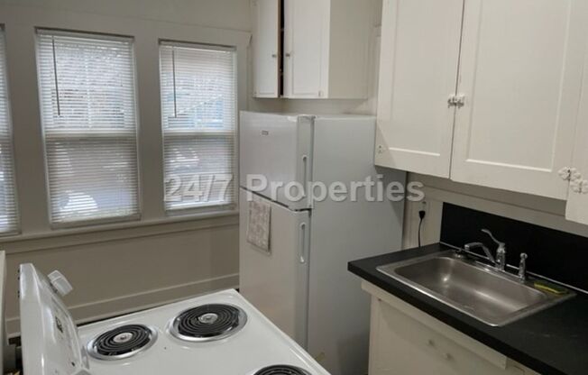 1 bed, 1 bath, 725 sqft, $1,495, Unit 1412