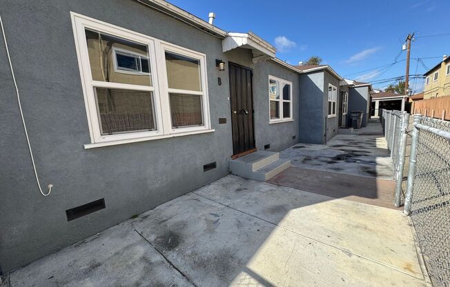 3569 Mulford Ave