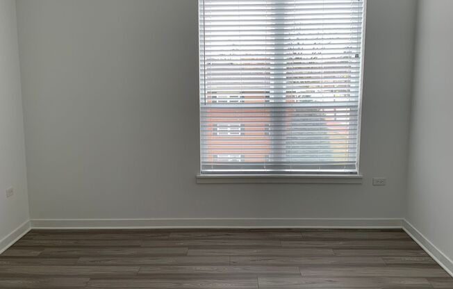 3 beds, 2 baths, 1,353 sqft, $3,665, Unit 402