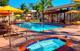 Hot Tub And Swimming Pool at Sunnyvale Town Center, Sunnyvale