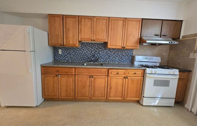 Bright 3 bed 1 bath